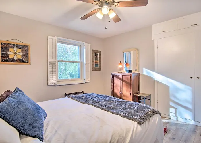 House W/ Private Pool: 5 Mi To Downtown!