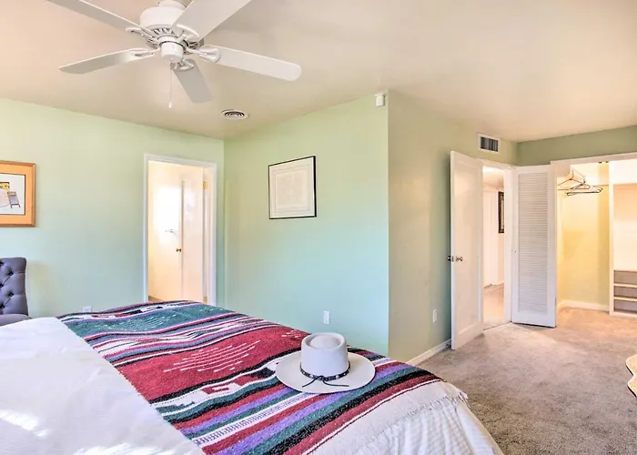House W/ Private Pool: 5 Mi To Downtown!